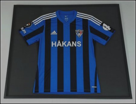 Inter Turku kehystetty pelipaita