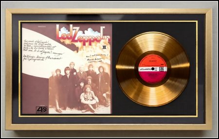 Led Zeppelin levy kehystetty